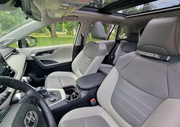 Toyota RAV4 cena 174000 przebieg: 24232, rok produkcji 2020 z Wieleń małe 407